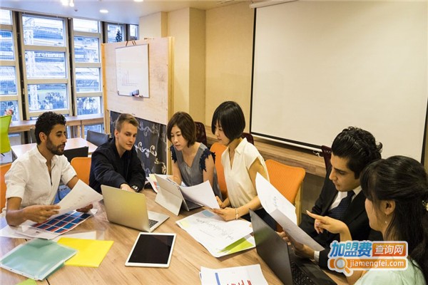 雙成教育加盟費(fèi)詳解 投資成本、優(yōu)勢與長沙市場分析